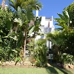 Casa Adosada En Los Naranjos De Marbella